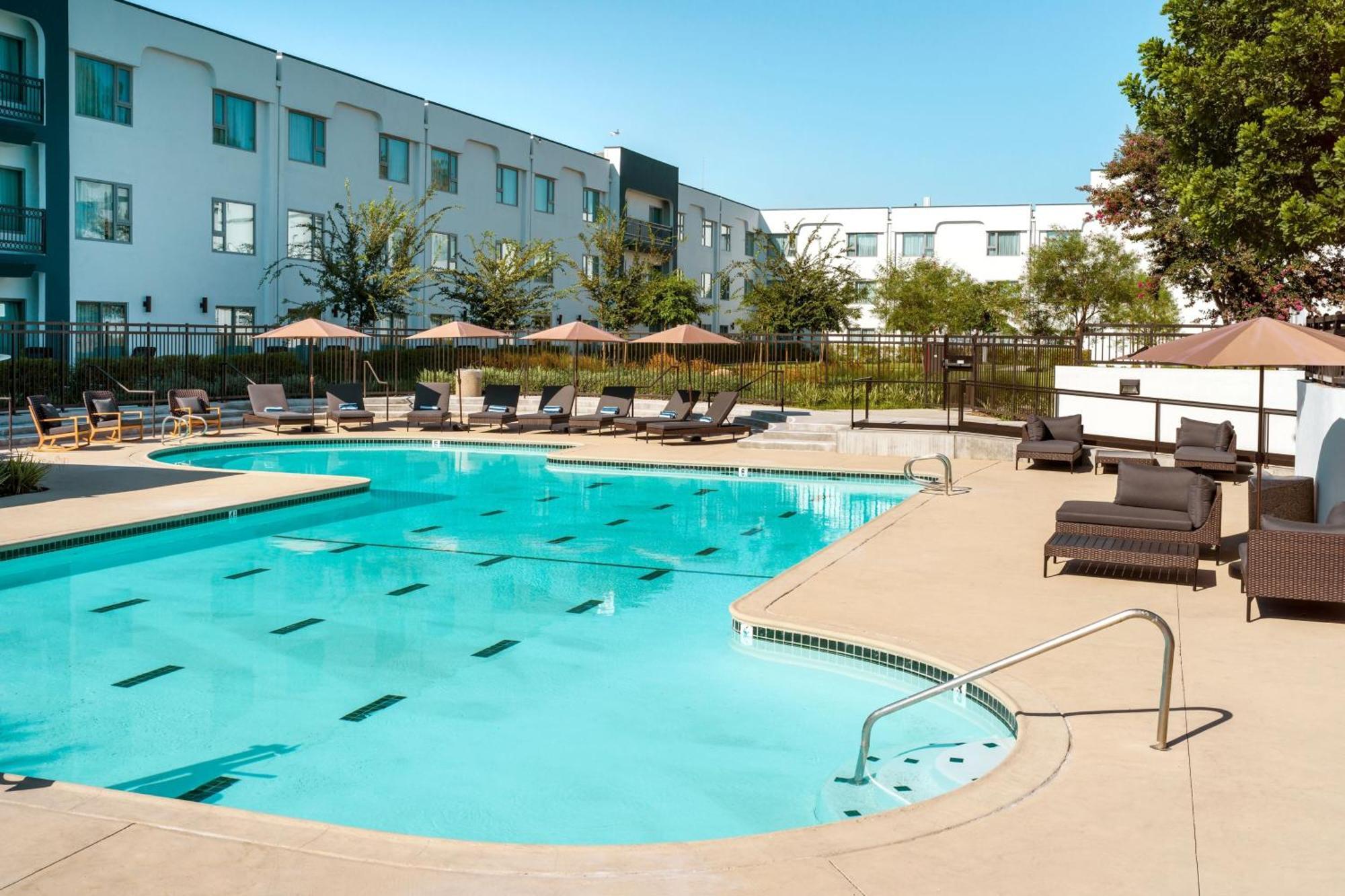 Delta Hotels By Marriott Ontario Airport Zewnętrze zdjęcie