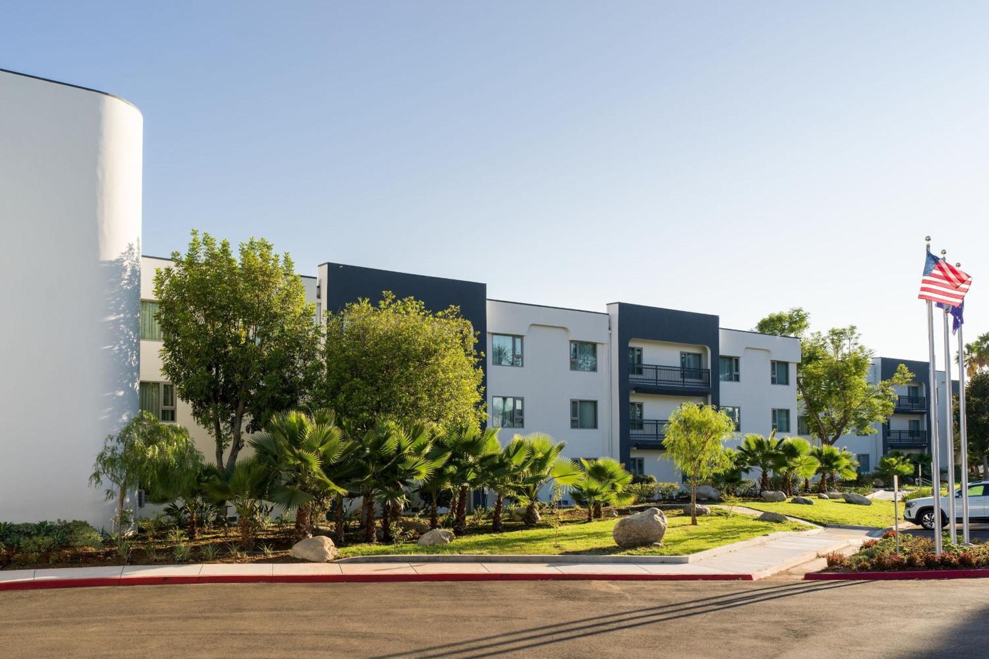 Delta Hotels By Marriott Ontario Airport Zewnętrze zdjęcie